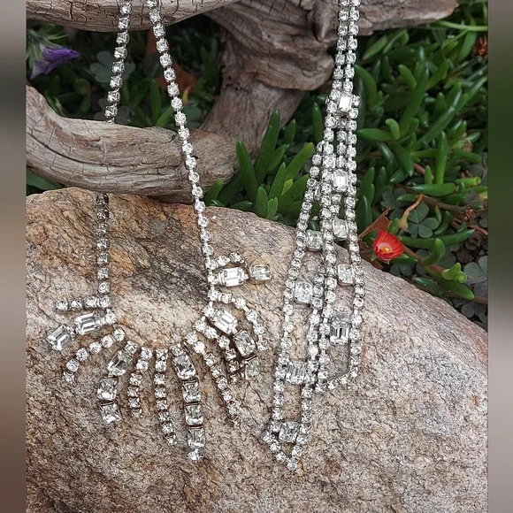 Kramer Rhinestone Earring Set, Backdrop Rhinestone Statement Necklace - Picture 3 of 8